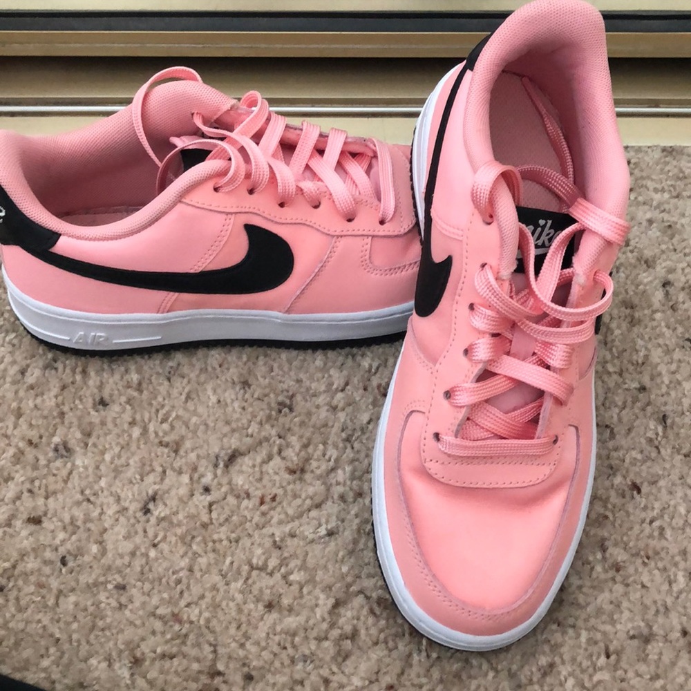 Nike shoes